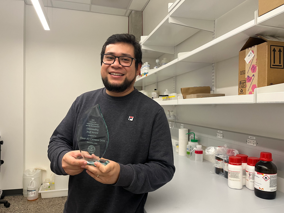 Omar received the 2023 CSEE Outstanding Staff Award!